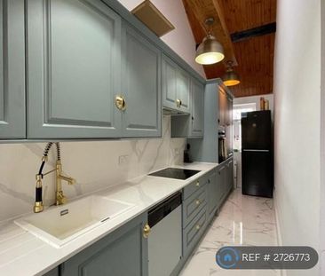 2 bedroom semi-detached house to rent - Photo 6