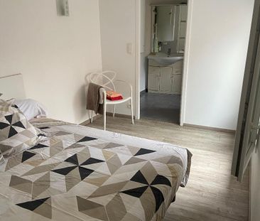 Location Appartement 2 pièces 38m² MILLAU 12100 - Photo 3