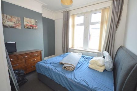 1 bedroom property to rent - Photo 2