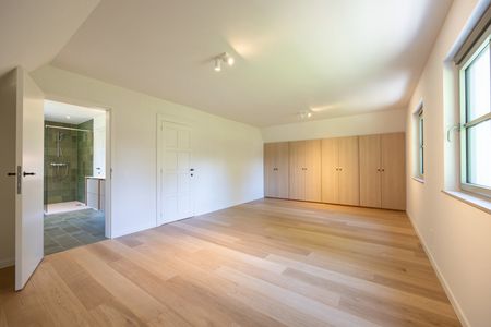 ALLEENSTAANDE VILLA MET 4 SLAAPKAMERS - Foto 3