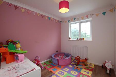 3 bedroom terraced house to rent - Photo 3