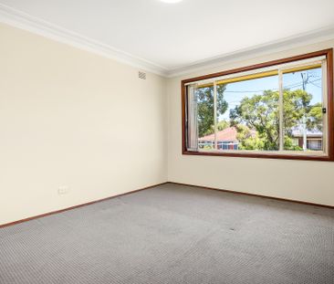 54 Hereward Highway, Blacktown NSW 2148 - House For Rent | Domain - Photo 4