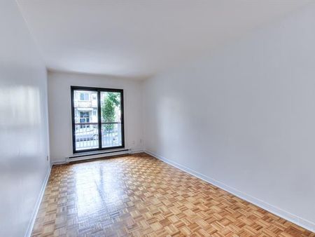 8616 Av. Champagneur - Photo 3