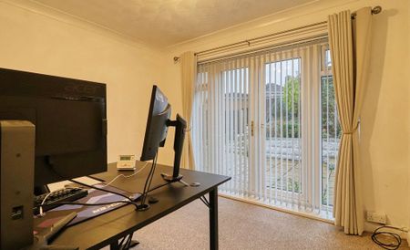 The Dales, Scunthorpe - Photo 5