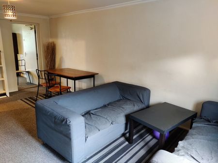 4 bedroom House - Willow Way, Hatfield - Photo 3