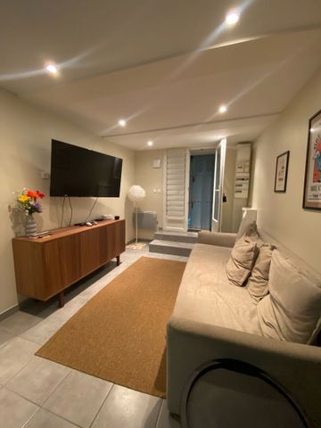 Location Appartement 2 pièces 45m² - Photo 2