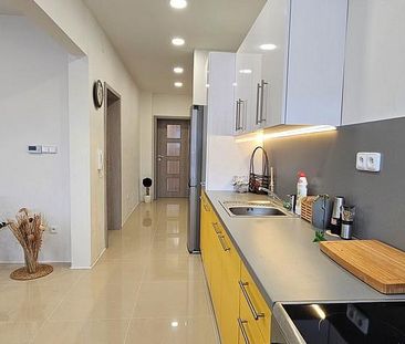 Pronájem bytu 2+kk 81 m² - Photo 4