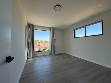 Premium Cul-de-sac Location - Photo 3