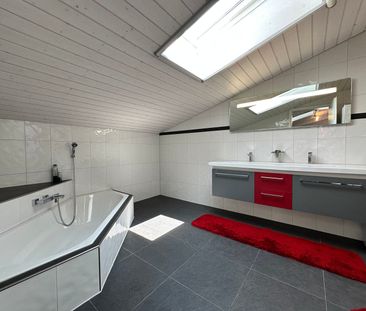 "grosse moderne 3.5-Zimmer-Wohnung mit Cheminée" - Foto 3