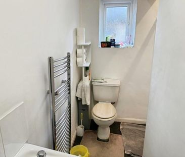 2 bedroom terraced house to rent - Photo 6