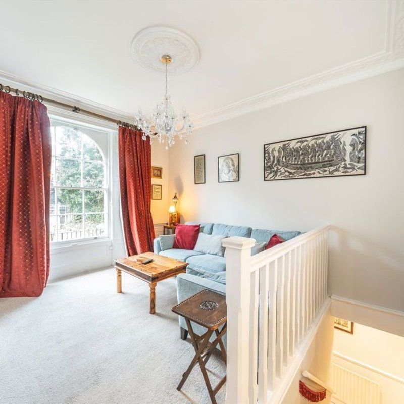 Pentonville Road, Angel, N1 - Photo 1