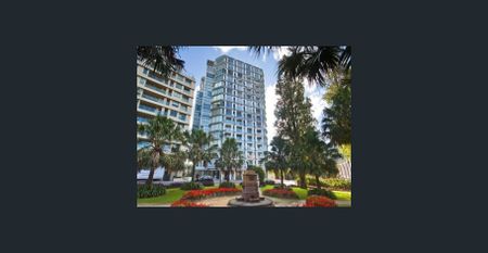 LUXURY MODERN APARTMENT IN MILSONS POINT - Photo 2