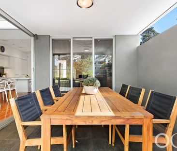 Open the Door to Architectural Brilliance - Photo 1