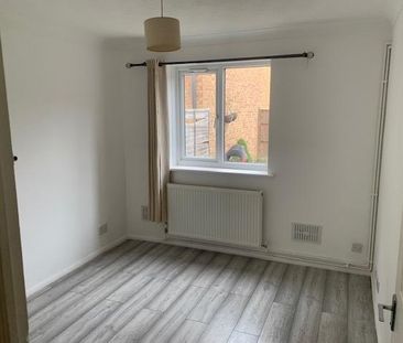 1 bedroom ground floor maisonette to rent - Photo 2