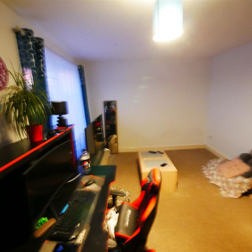 Bournemouth Road, Poole - Photo 1