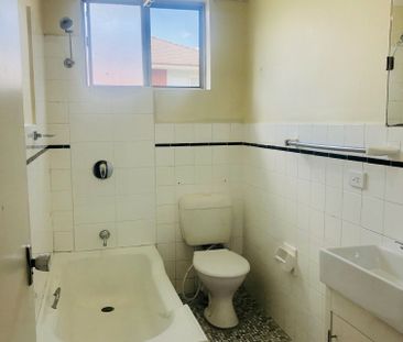 View Saturday at 2.20pm - 2.40pm - Photo 4