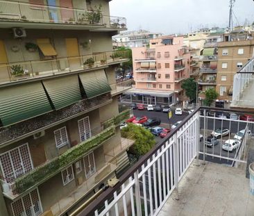 Via Tor de' Schiavi, Rome, Lazio 00171 - Photo 5