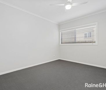 Beautifully Renovated 4 Bedroom Home in Prime Location complete wit... - Photo 5