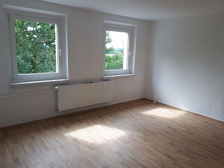 Neuwertige 3 Raumwohnung im 1. OG in Velgast! - Foto 2