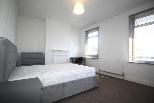 1 Bedroom Room to Rent To Let - Photo 1