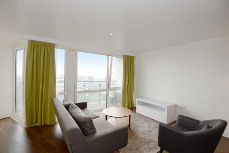 Salamanca Place, London, SE1 7HB - Photo 2