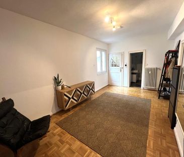 Lichtdurchflutete Altbauwohnung mit Terrasse für stilvolles Stadtleben - Photo 4