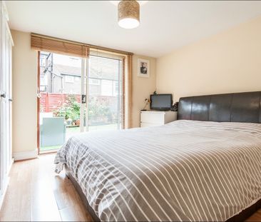 2 Bed Flat, Gilbey Road, SW17 - Photo 6