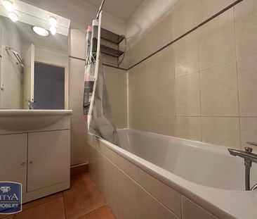 Location Appartement 3 pièces 62m² VEDENE 84270 - Photo 2
