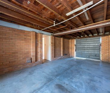 8 Girraman Street, Chermside West QLD 4032 - House For Rent - $800 ... - Photo 3