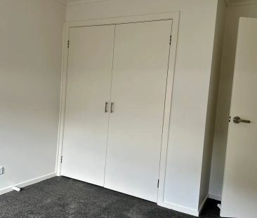 NEAT & TIDY WALK TO MARKET & PLAZA - Photo 4