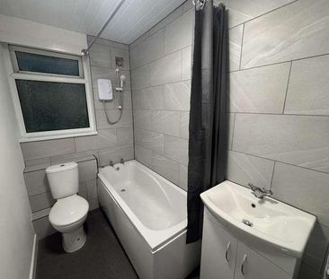 Bury New Road, Salford, M7 - Photo 1