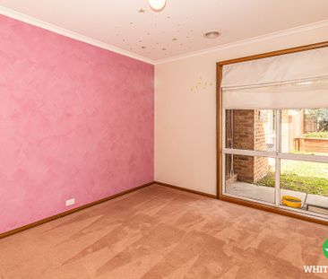 9 Firbank Close, Isabella Plains ACT 2905 - House For Rent | Domain - Photo 4