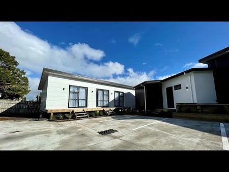 Beautifully presented studio in Temple View - Photo 5