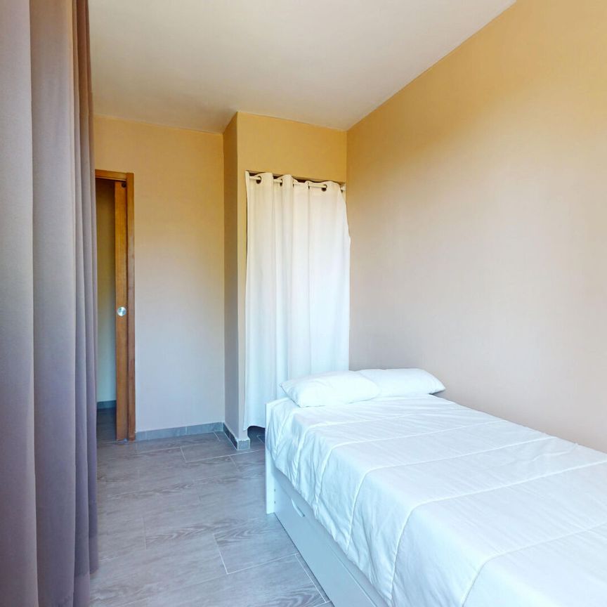 Apartment - Photo 1