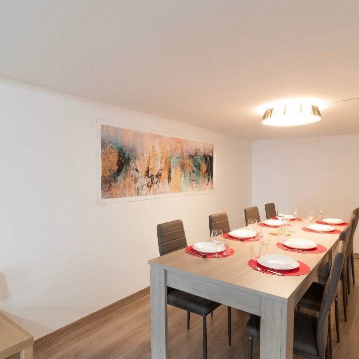 Stanza singola in Via Giuseppe Candiani, Milano - Photo 1