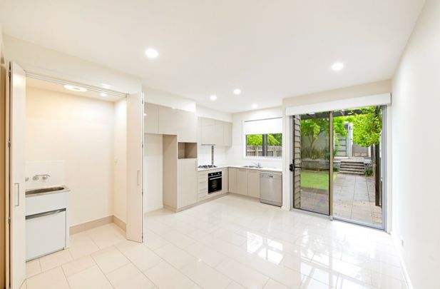 2 Bedroom Townhouse In Great Location - Photo 1