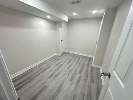 For Lease - 46 Delambray Street Unit# Basement, Brampton, Ontario - Photo 5