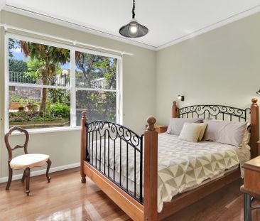 119 Melwood Avenue, Killarney Heights NSW 2087 - House For Rent | D... - Photo 6