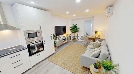 Alquiler de piso en Calle Jábega - Photo 3