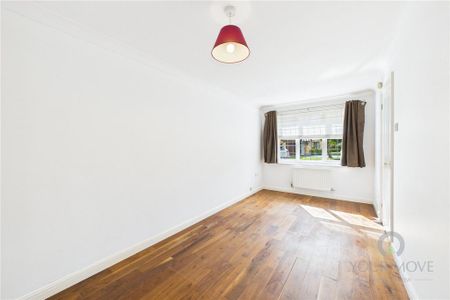 4 bedroom detached house to rent - Photo 5
