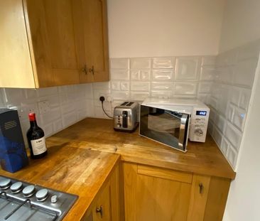 2 Bed Flat, Black Prince Rd, SE11 - Photo 4