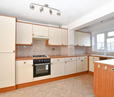 3 bedroom end of terrace house to rent - Photo 6