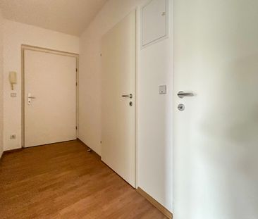 Mitten im 8. Bezirk | 5.OG | 2 Zimmer | 8m² Balkon | ab sofort - Photo 5