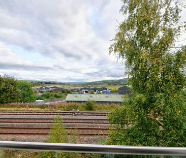 Flat to rent on - Photo 4