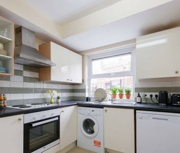 Room in a Shared Flat, Calais St, SE5 - Photo 4