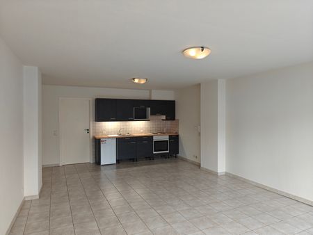 Appartement te huur in Geraardsbergen met 1 slaapkamer - Photo 2