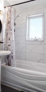 Grand 5½ lumineux rénové à Laval-des-Rapides - Photo 4