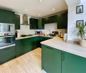 3 bedroom terraced house to rent - Photo 5