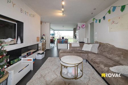 Recent gerenoveerde en rustig gelegen halfopen woning met tuin en garage - VRIJ VANAF 01/03/2026 - Photo 5