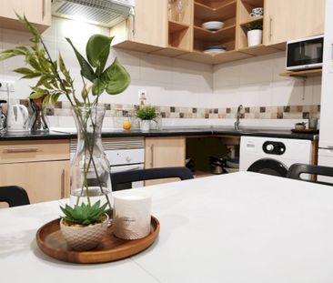 Individual room in central Madrid - Photo 4